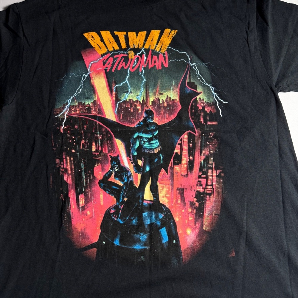 Civil Clothing Batman & Catwoman Graphic T-Shirt Black Mens Large DC Comics